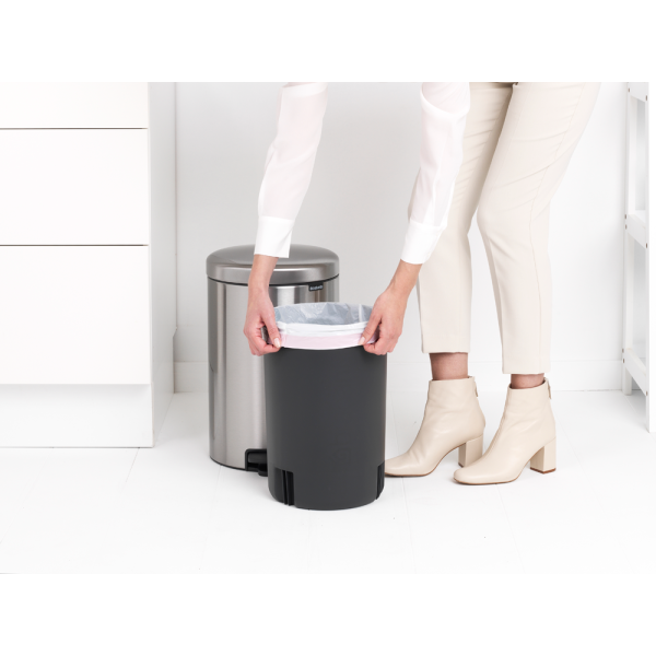 سطل زباله نیو آیکن پدالی 20 لیتر استیل مات برابانتیا - Image 4